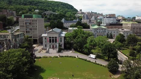 Aerial-clip-of-the-McGill-University-in-Montreal,-Canada,-during-a-sunny-day