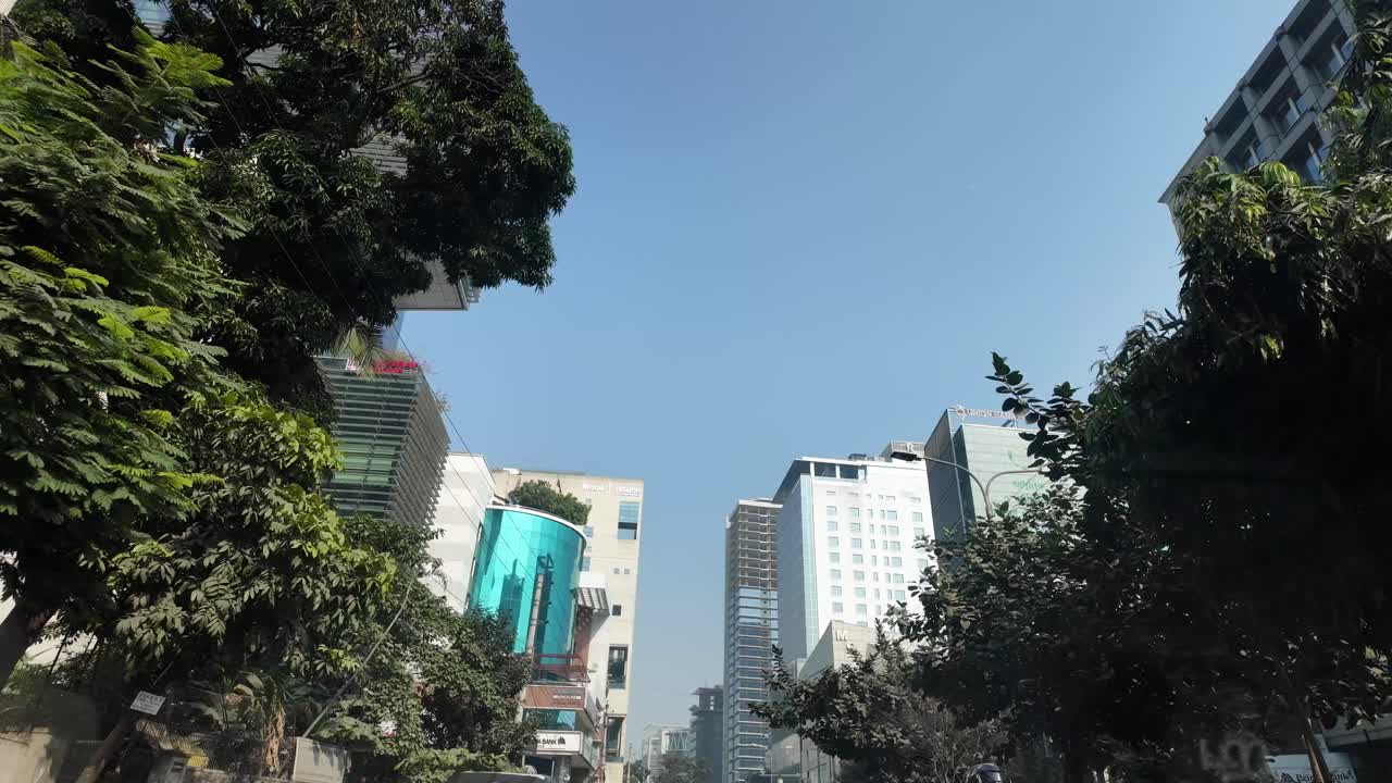 Vista panorâmica de edifícios modernos