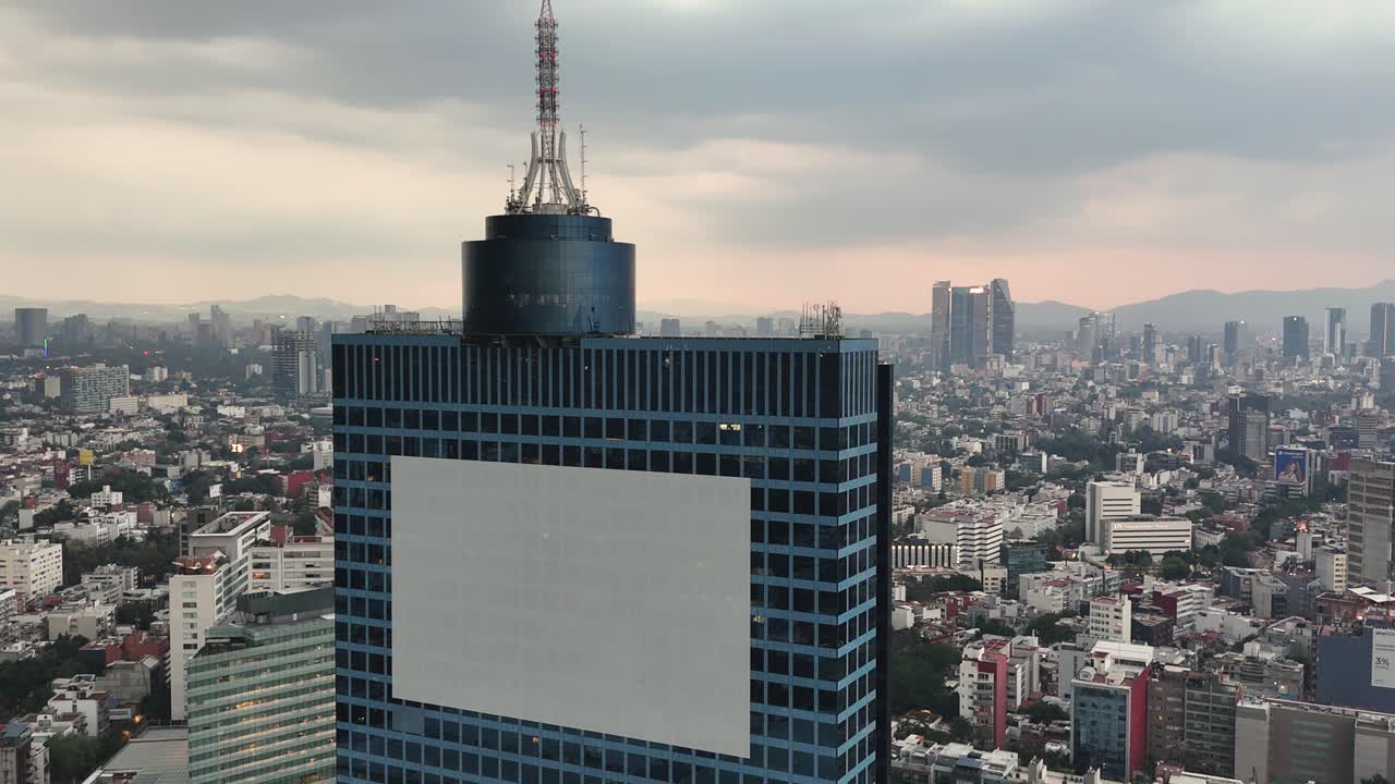 Mexico City’s WTC tower captured in aerial drone footage