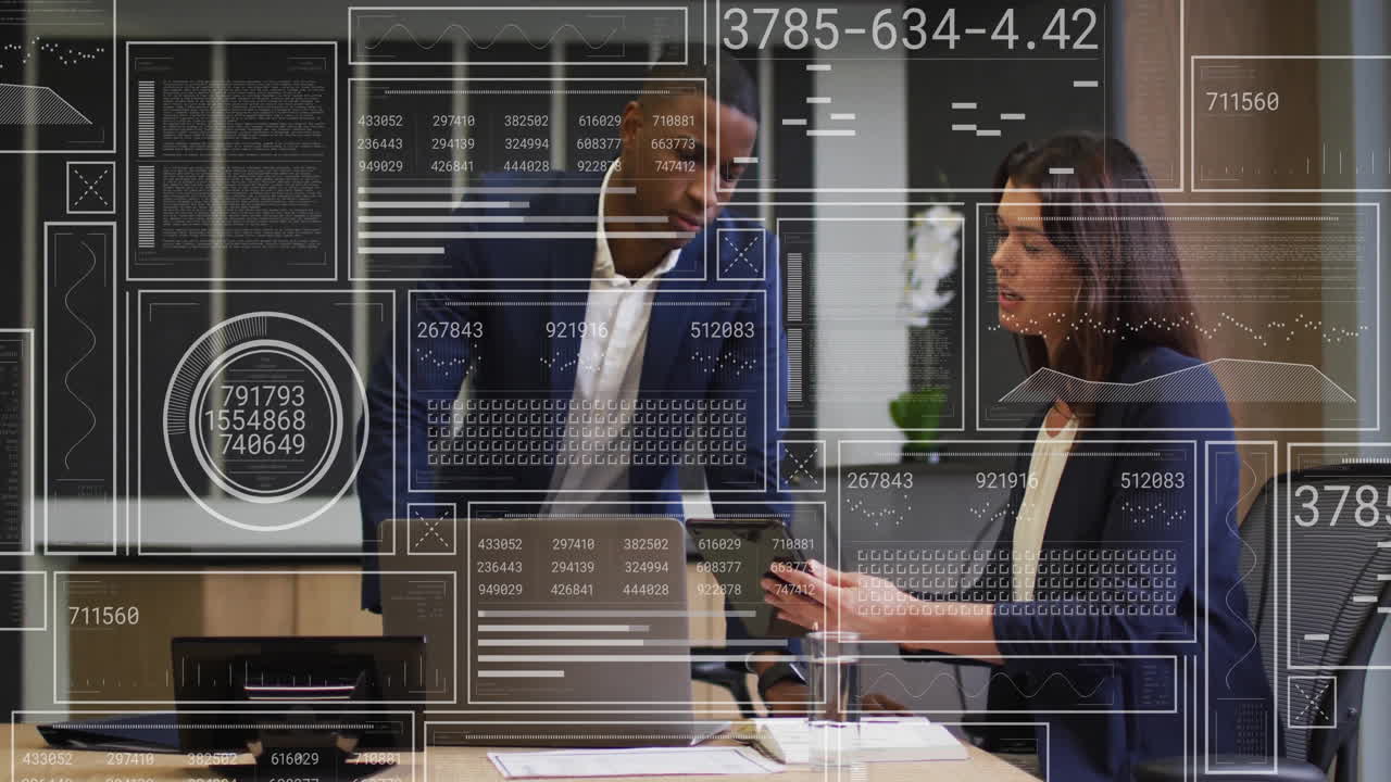 análisis de datos de negocio animación sobre diversos colegas discutiendo en la oficina
