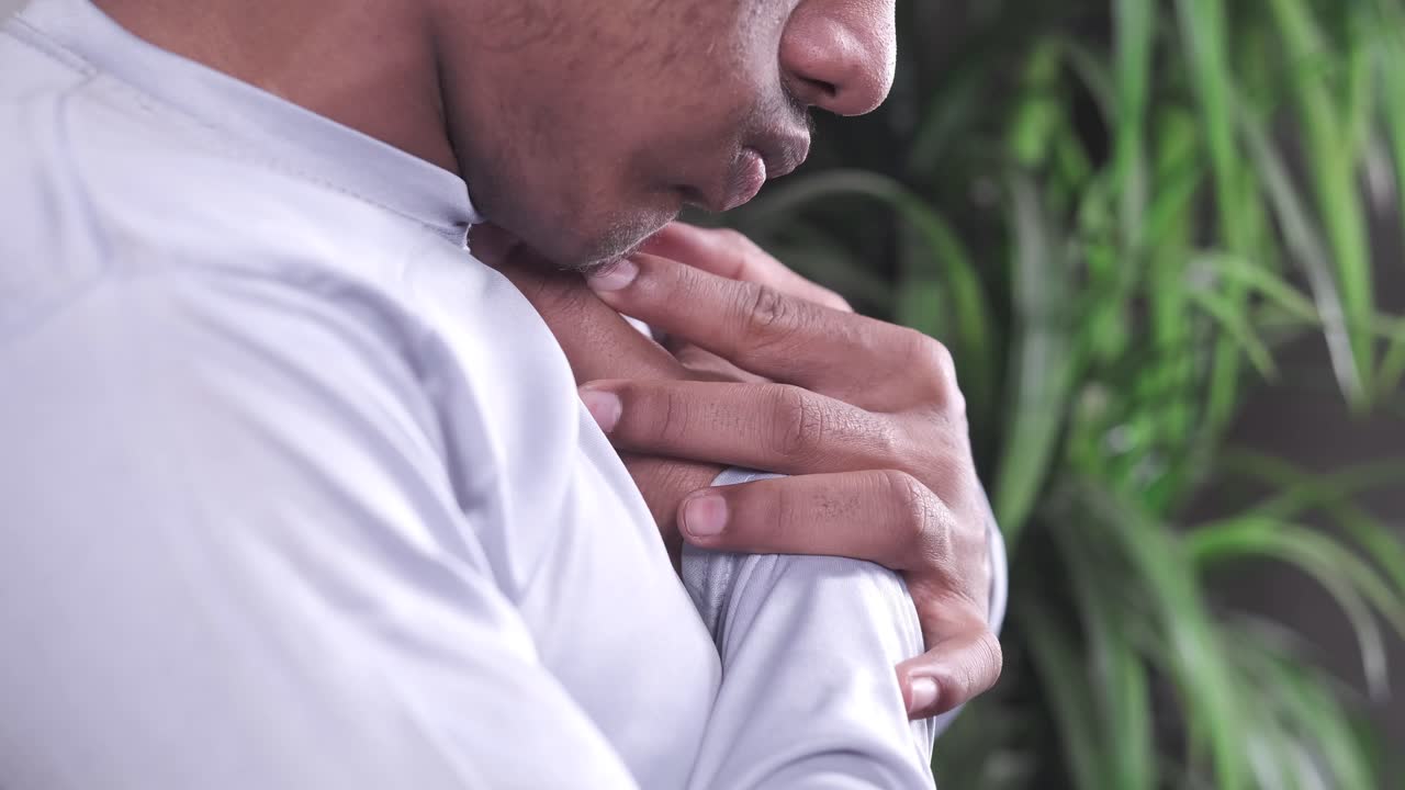 가 통증이 있는 남자