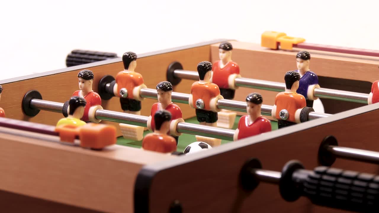 게임 테이블에서 축구 축구를 하는 것
