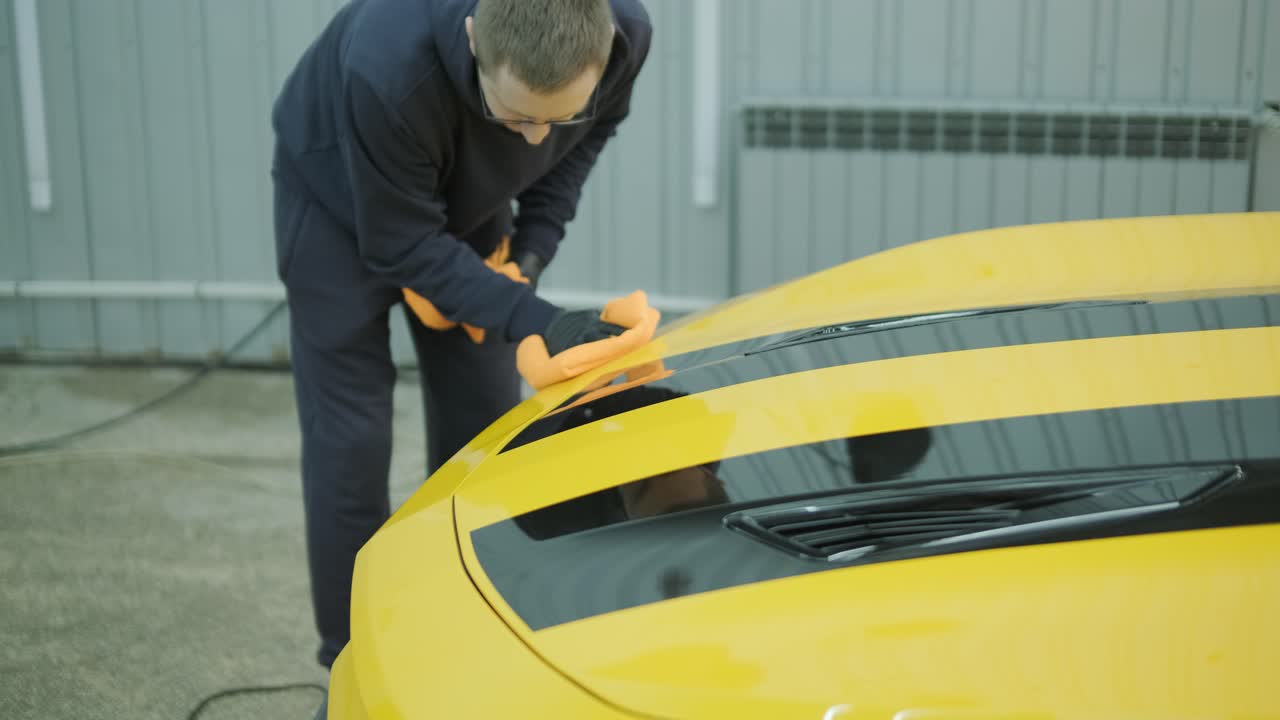 Professional Car Detailing – Washing, Ceramic Coating, and Interior Cleaning