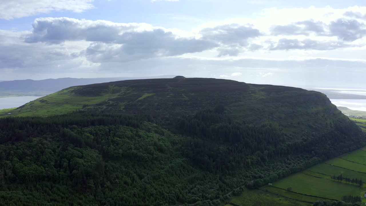 노크나레아, 쿨러라 반도, 슬라이고, 아일랜드, 2021년 6월