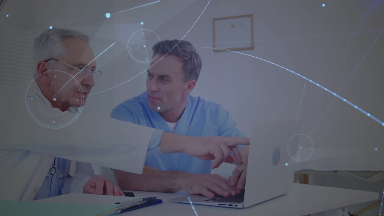 Animazione di rete di connessioni su due medici caucasici che usano il laptop