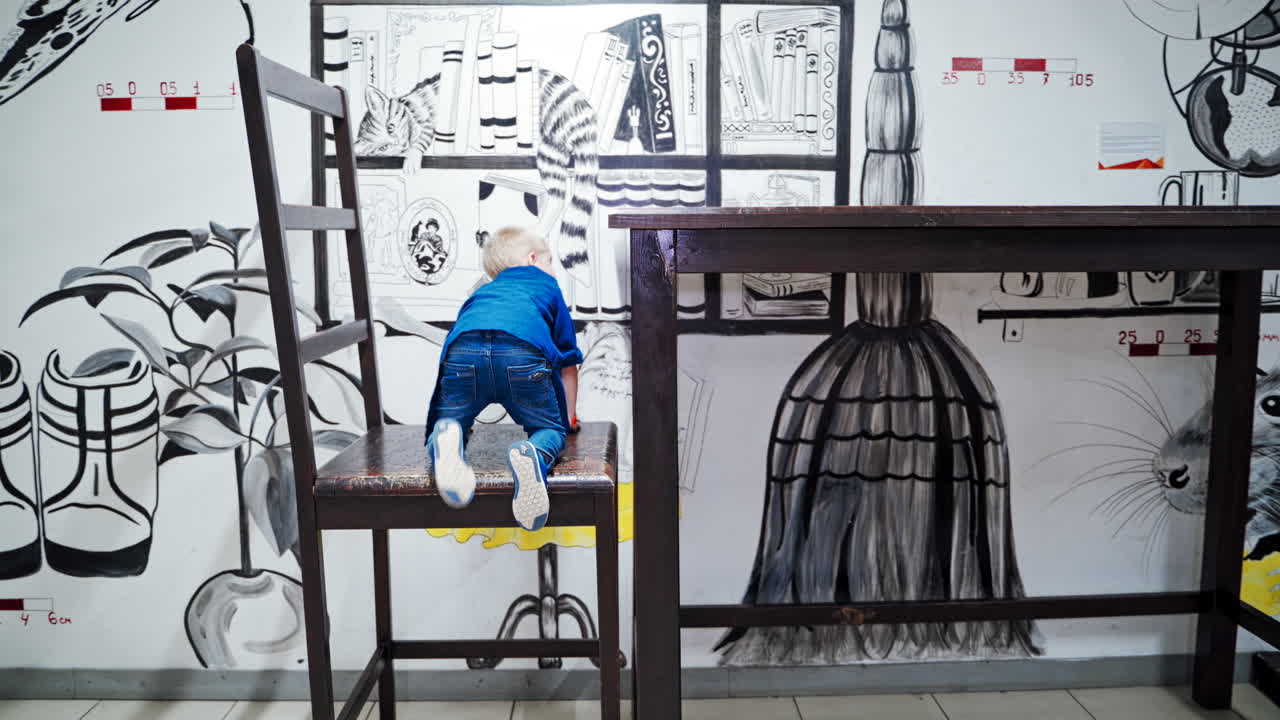 Science and Industry museum. Entertaining Science educational center for children