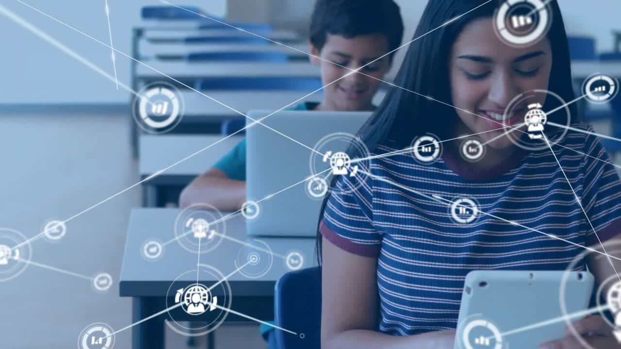 animación de iconos conectados sobre niñas y niños diversos utilizando tabletas digitales y portátiles en el aula