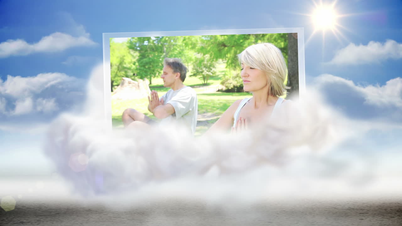 야외 요가 클립을 선보이는 손