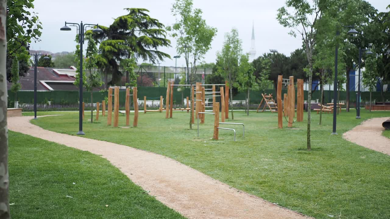 Urban Outdoor Fitness Park