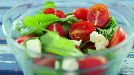 verduras frescas en un cuenco