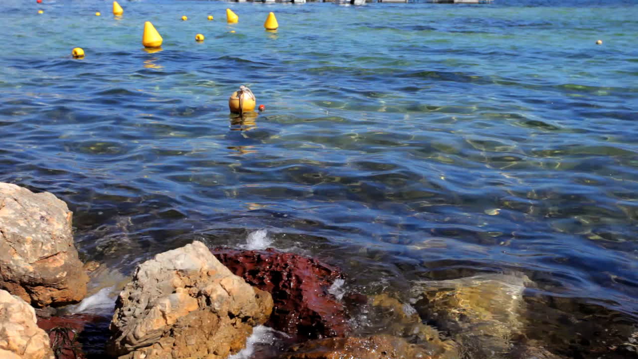 мальчики в море 00