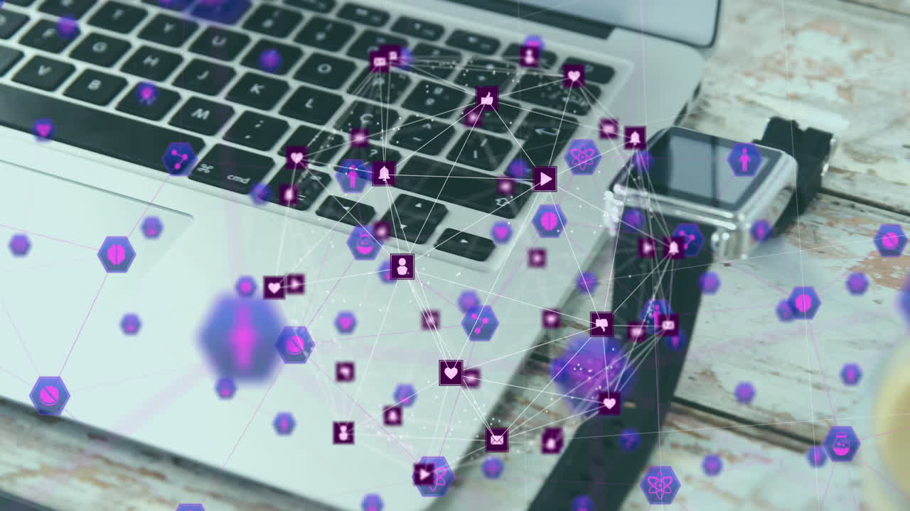 animación de iconos e iconos conectados que forman un globo sobre el reloj inteligente, la taza de café y la computadora portátil en la mesa
