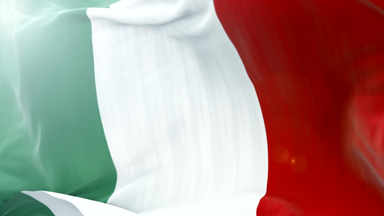 Sfondo con bandiera italiana che sventola lentamente. Primo piano 4K della bandiera in movimento. Loop continuo.