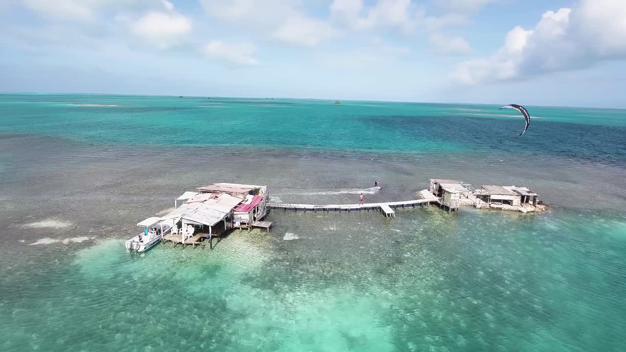 kitesurf en el mar caribe