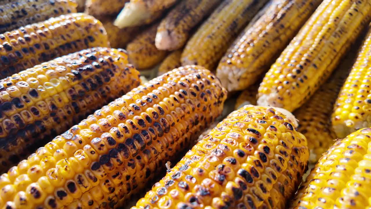 mazorcas de maíz a la parrilla