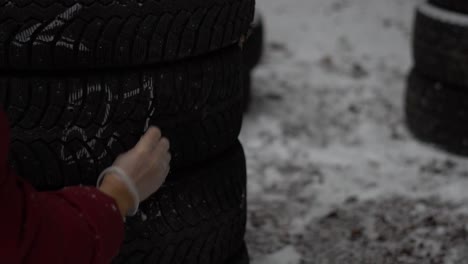 Pricing-second-hand-used-tires-for-second-life