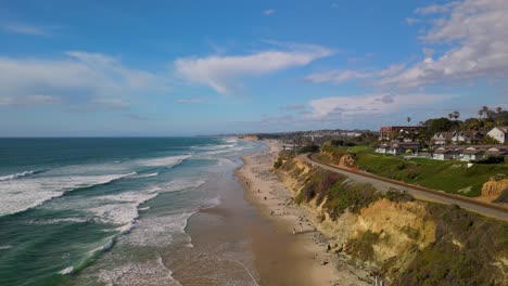 Eisenbahnschienen-Auf-Den-Steilküsten-Von-Del-Mar-In-San-Diego,-Kalifornien