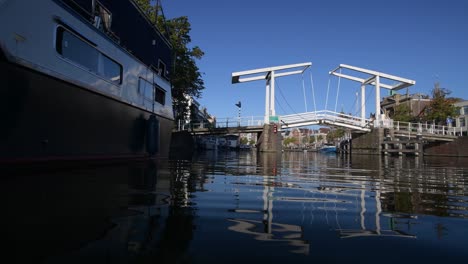 Boats-docked-on-the-river-in-Haarlem