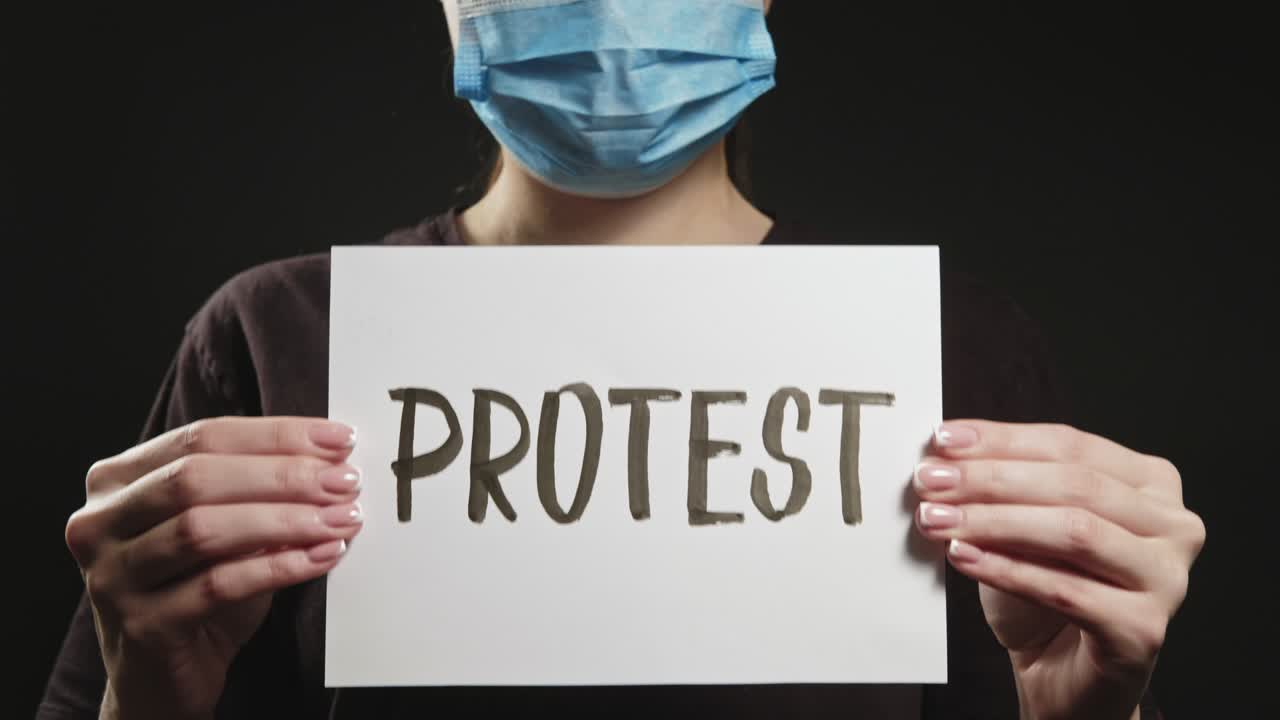 봉쇄 시위 반역 여성 마스크 파업