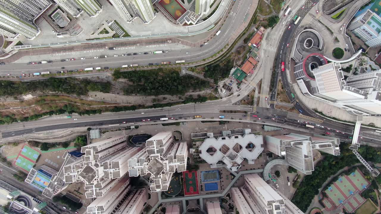 Grattacieli e traffico urbano del centro di Hong Kong, vista aerea