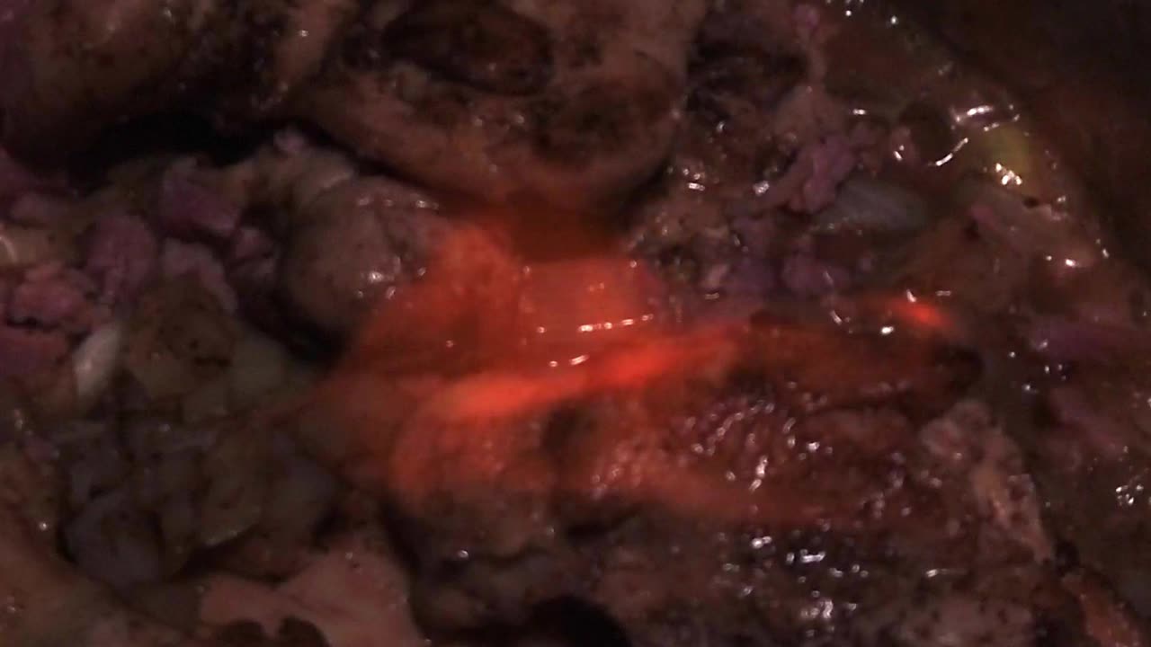 ¿el pollo y otros ingredientes están flambeados?