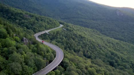 blue ridge parkway car passes over the viaduct