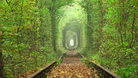 el túnel ucraniano del amor.