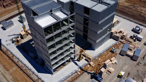 construcción de un edificio modular moderno