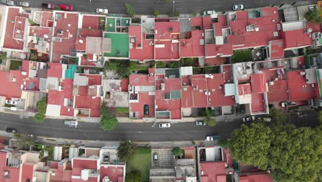 Drone-top-view-of-a-residential-suburb,-with-lots-of-houses,-in-Mexico-City,-CDMX