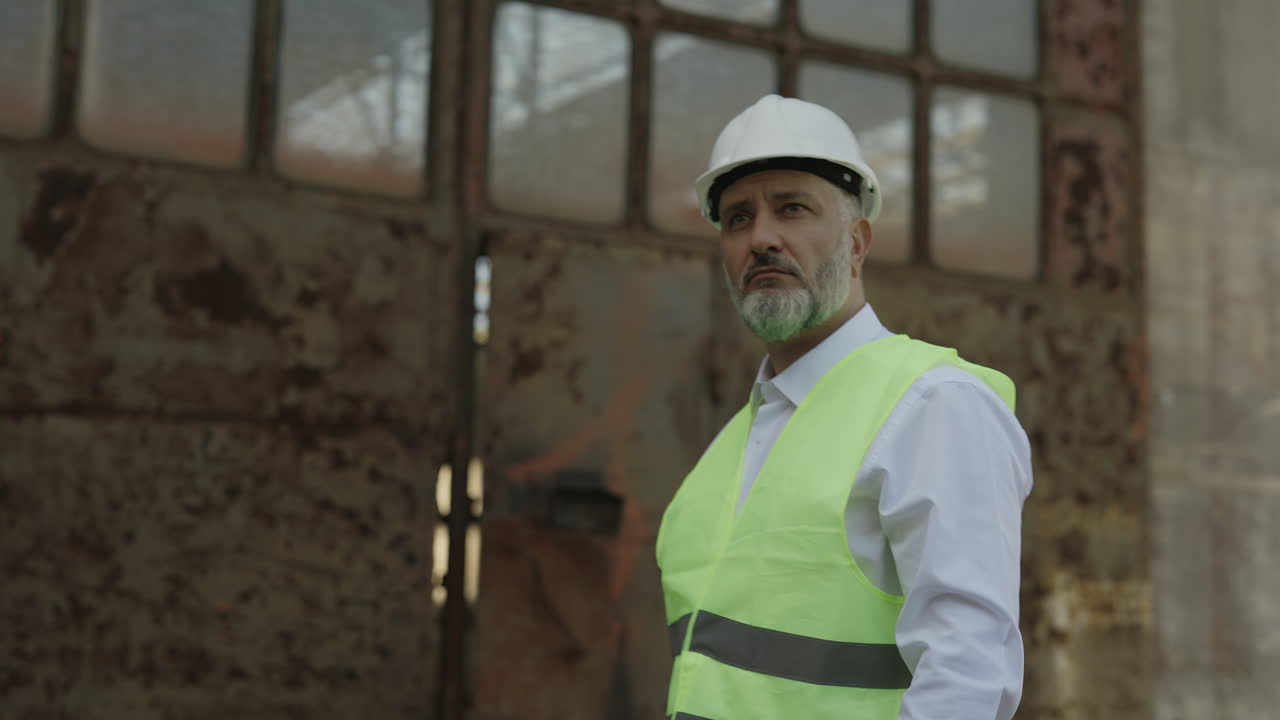 Construction Engineer in an Industrial Setting