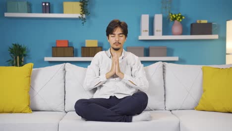 명상하는 사람.