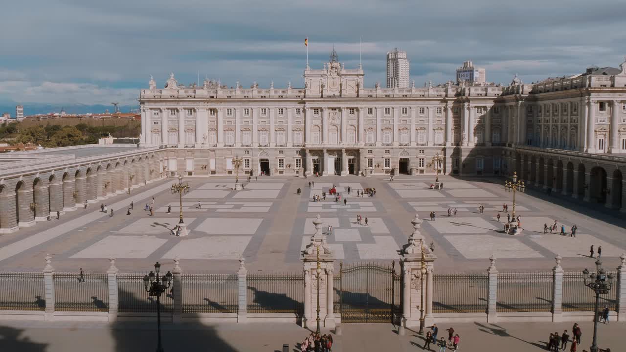 마드리드의 왕궁 (palacio real)
