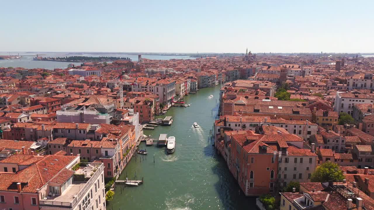 Explore the romantic allure of Venice’s bridges, connecting the city in a web of charm and history.