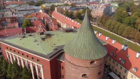 Aerial-rising-over-the-Riga-Powder-Tower-in-the-old-town-of-Riga,-Latvia
