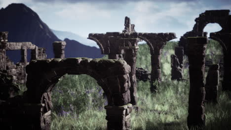 antiguas ruinas en un paisaje montañoso