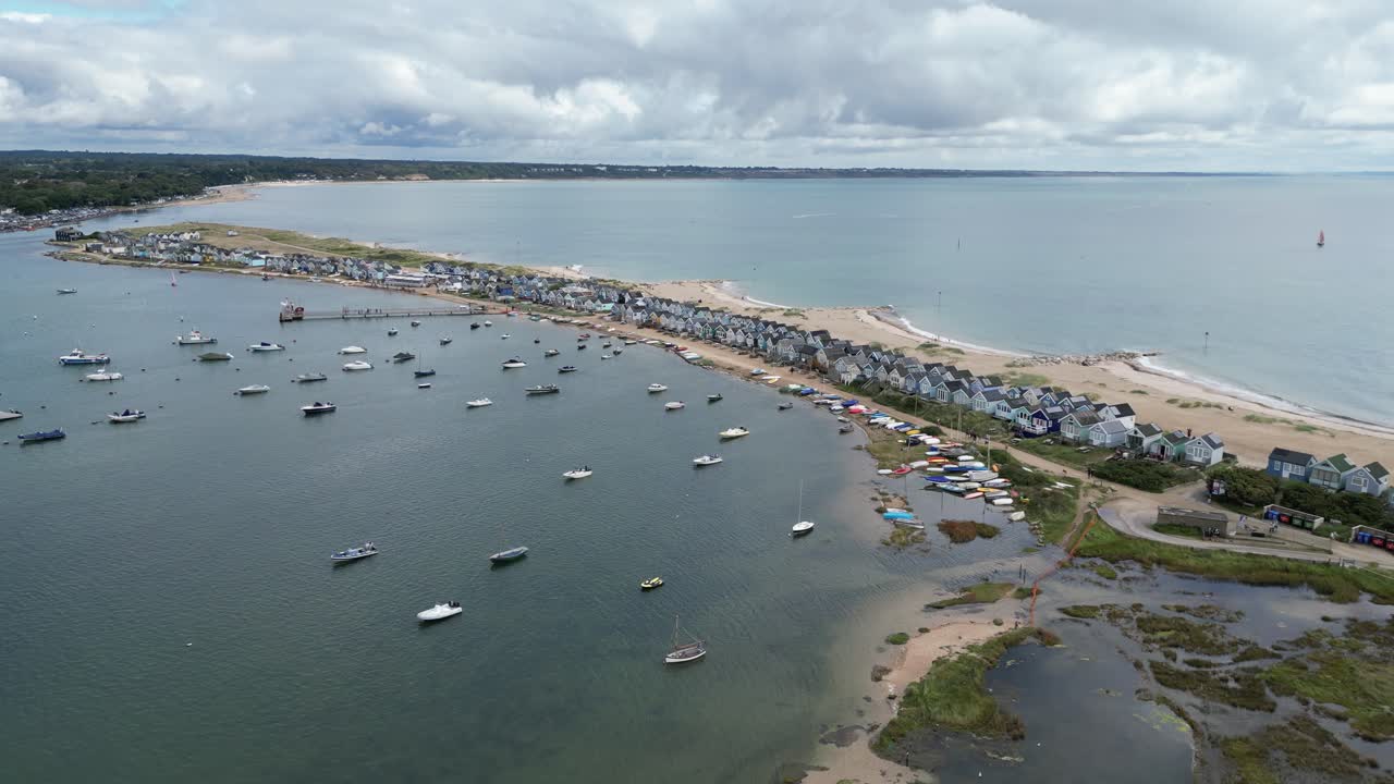 공중 촬영 해변 오두막 mudeford sandbank 크라이스트 처치 영국