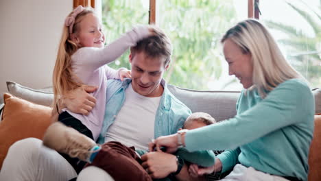 Happy,-playing-and-children-with-parents-on-sofa