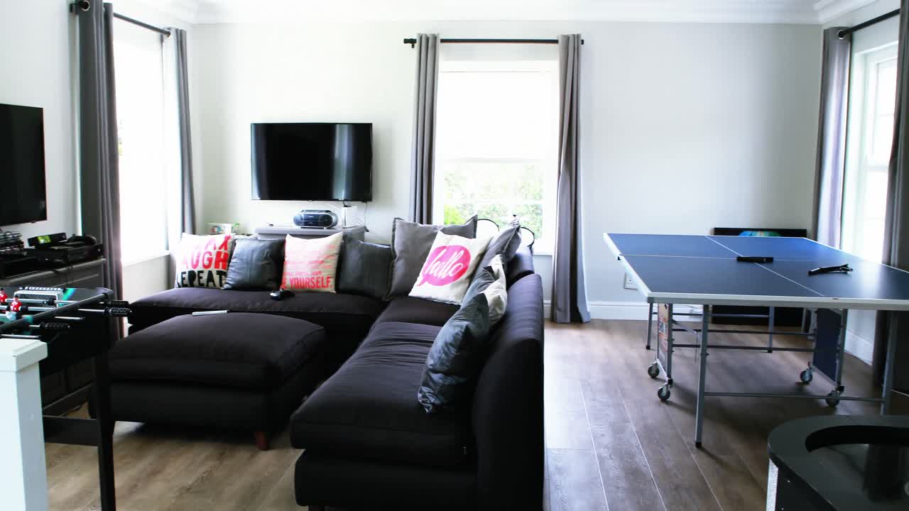 현대적인 거실 인테리어 4k