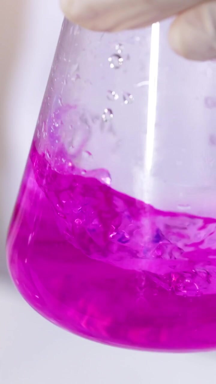 Reazione chimica osservata in laboratorio