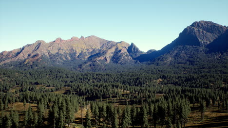 Cascade-Mountain-and-surrounding-Canadian-Rocky-Mountains-in-summer-time