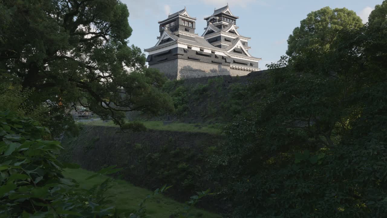 Traditional japanese castle on a sunny day at Kumamoto, Japan