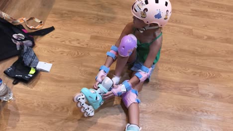 girl getting ready to roller skate