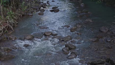 Una-Toma-De-Establecimiento-De-Un-Río