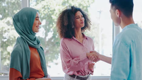 trabajo en equipo, gente de negocios y apretón de manos