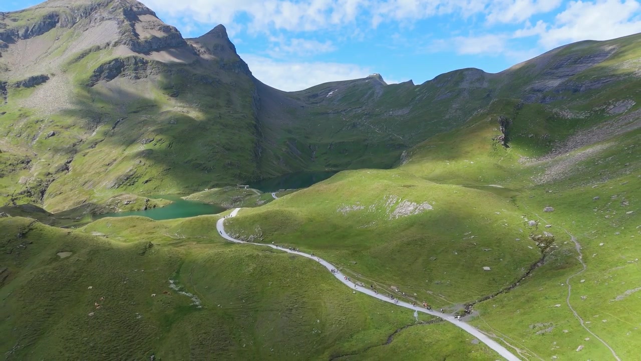 Lago em Grindelwald, Berna, Suíça.