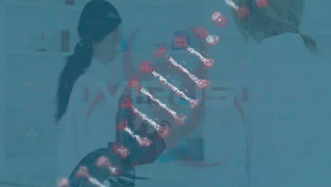 animación de adn sobre trabajadoras de laboratorio caucásicas usando el microscopio