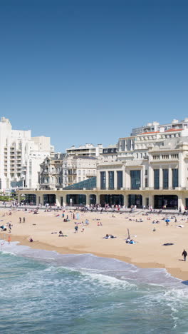 Surfstadt-Biarritz-In-Frankreich-Im-Hochformat