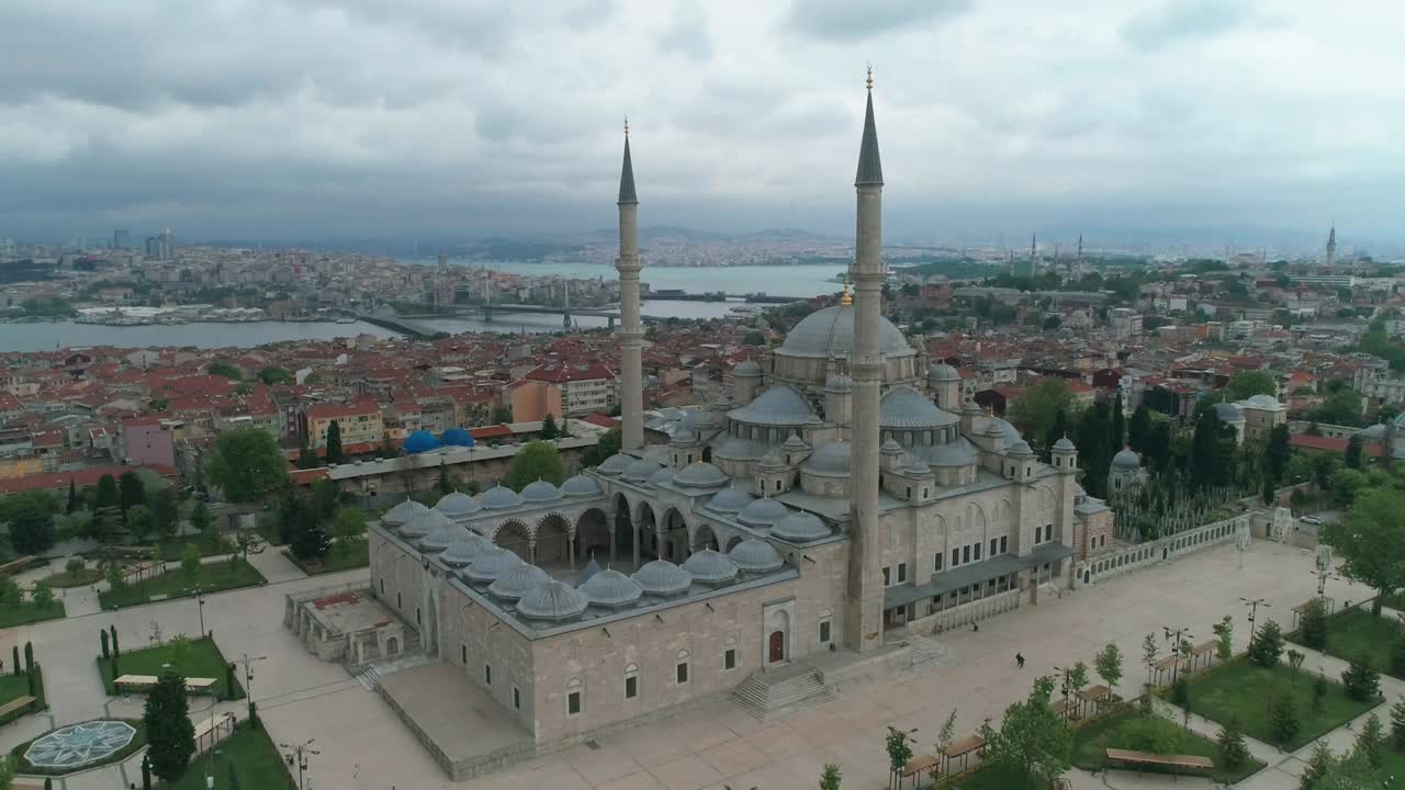 la mezquita fatih, imágenes de aviones no tripulados de estambul, jk01