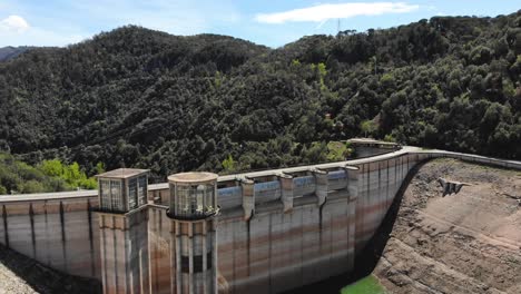 presa con el depósito vacío. disparo aéreo
