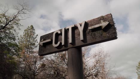 Signo-De-La-Ciudad-En-El-Cementerio-De-Jacksonville-En-Oregon